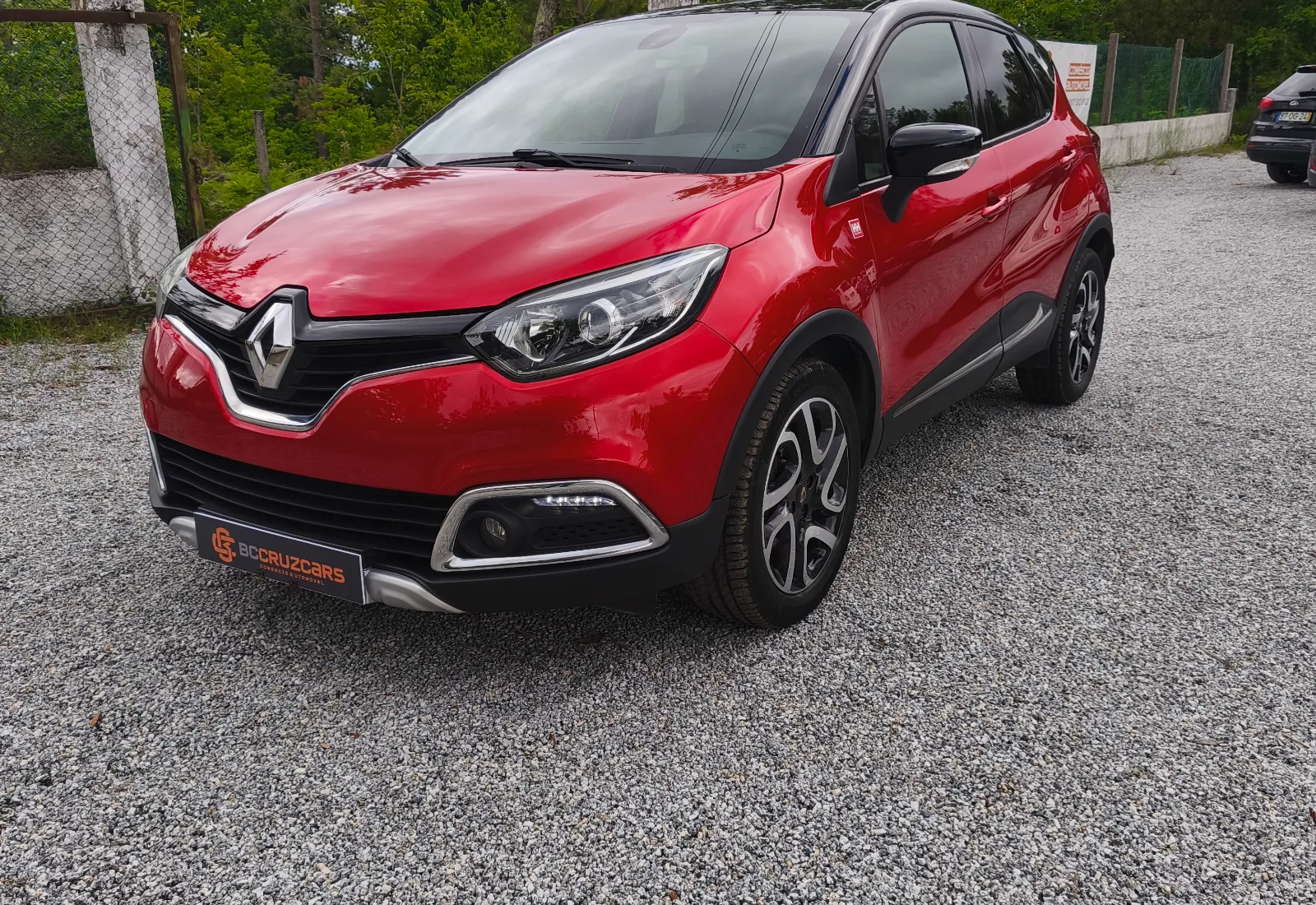 Renault Captur 1.5 DCI Helly Hansen - Cruz Cars