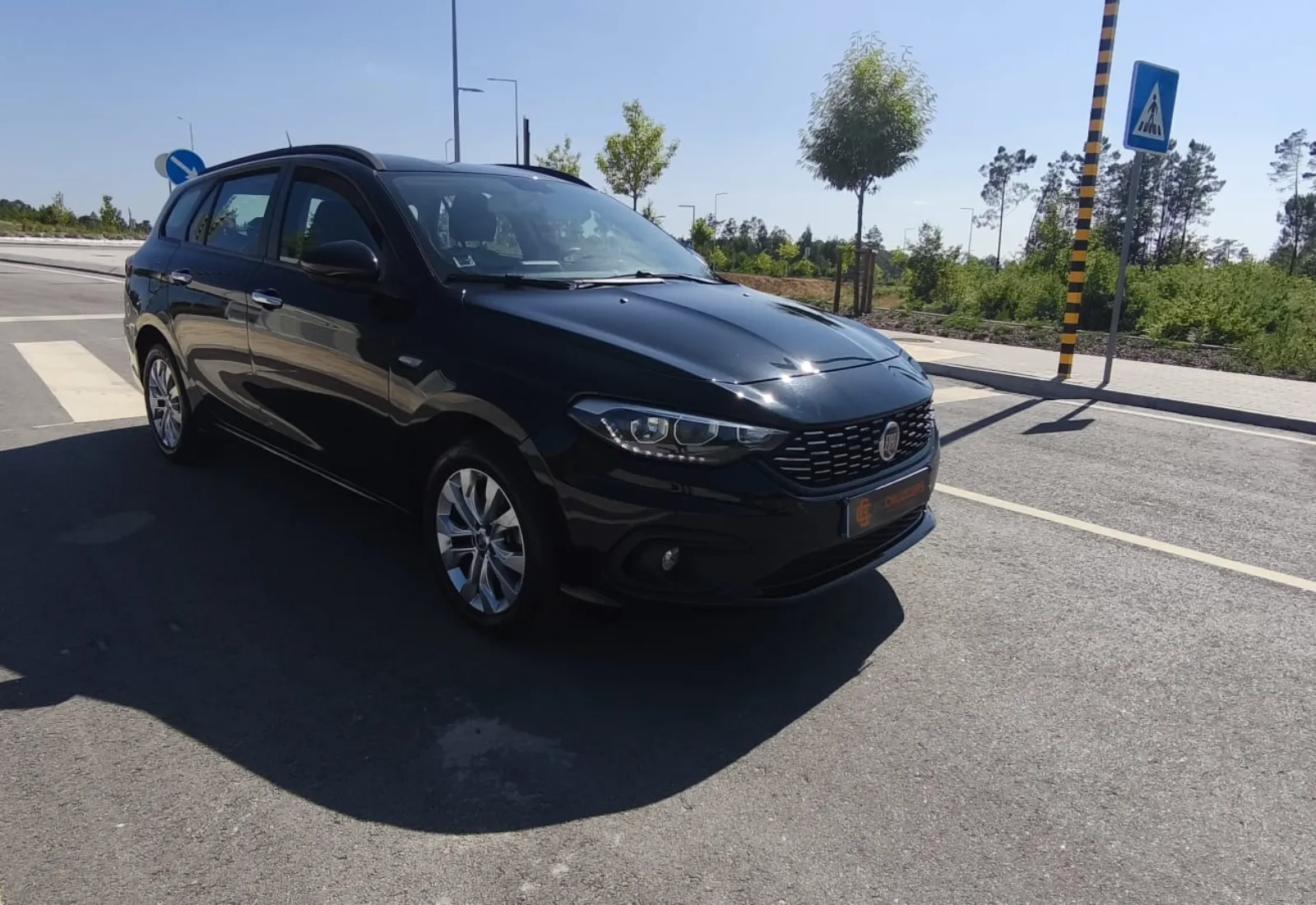 Fiat Tipo SW Lounge - Cruz Cars