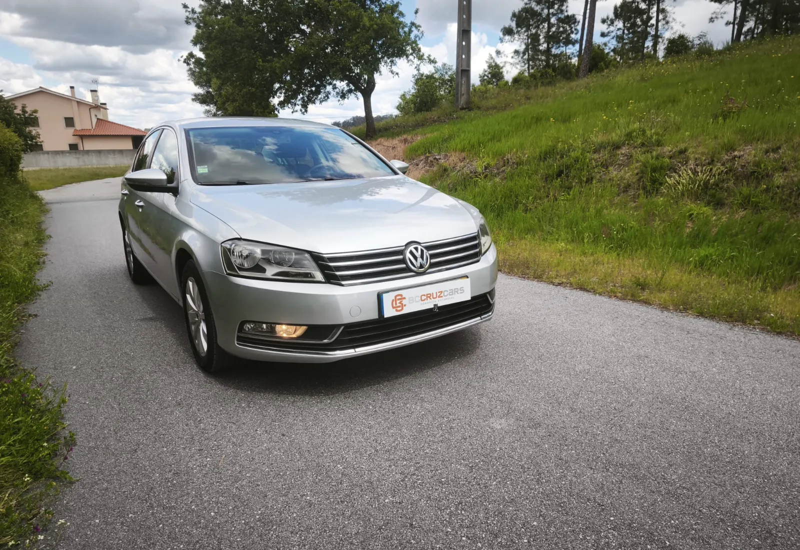 Volkswagen Passat Confortline 1.6 TDI - Cruz Cars